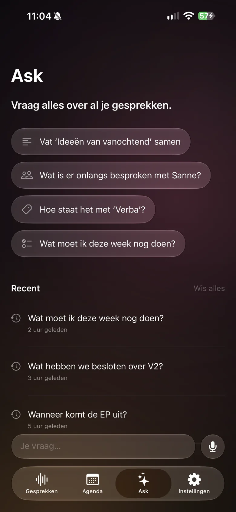 Ask op iPhone: voorgestelde vragen en recente vragen.